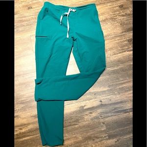 Figs Hunter Green Skinny Scrub Pant
